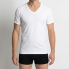 Beeren Heren T-Shirt Diepe V-Hals M3000 Wit mega voordeelpack - gedragen