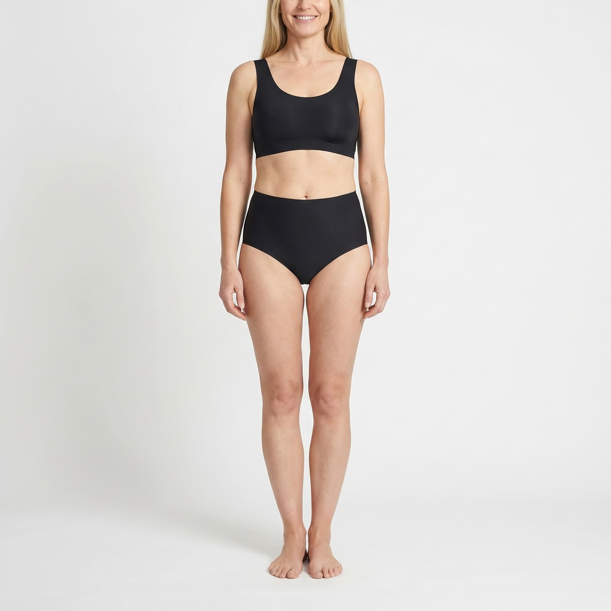 Beeren Dames Invisible Maxi Slip Zwart Voordeelpack - gedragen